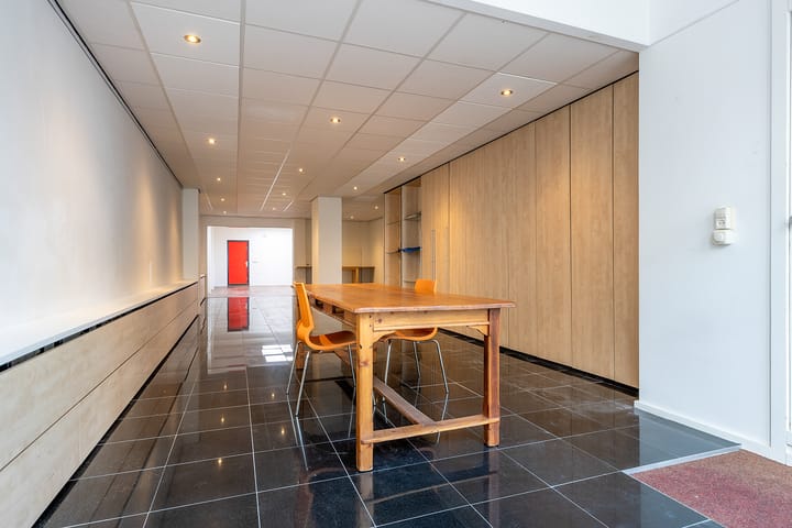 Photo 32 of Zeestraat 40