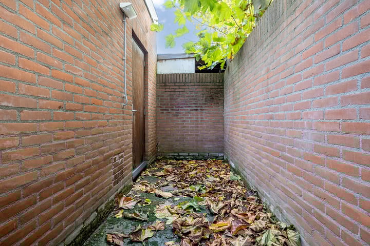 Photo 46 of Zeestraat 40