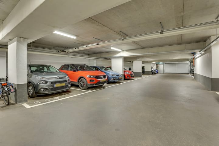 Photo 42 of Pothoofd 359