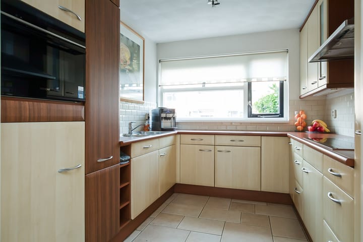 Photo 12 of Palmestein 71