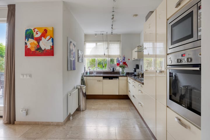 Photo 14 of Vlinderlaan 39