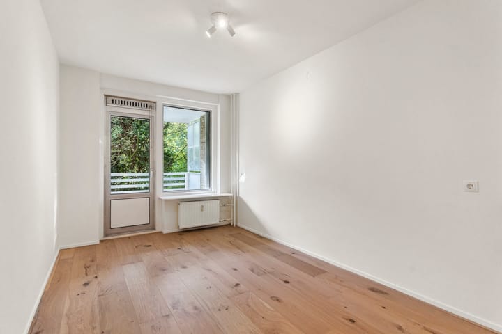 Photo 13 of Nachtwachtlaan 41