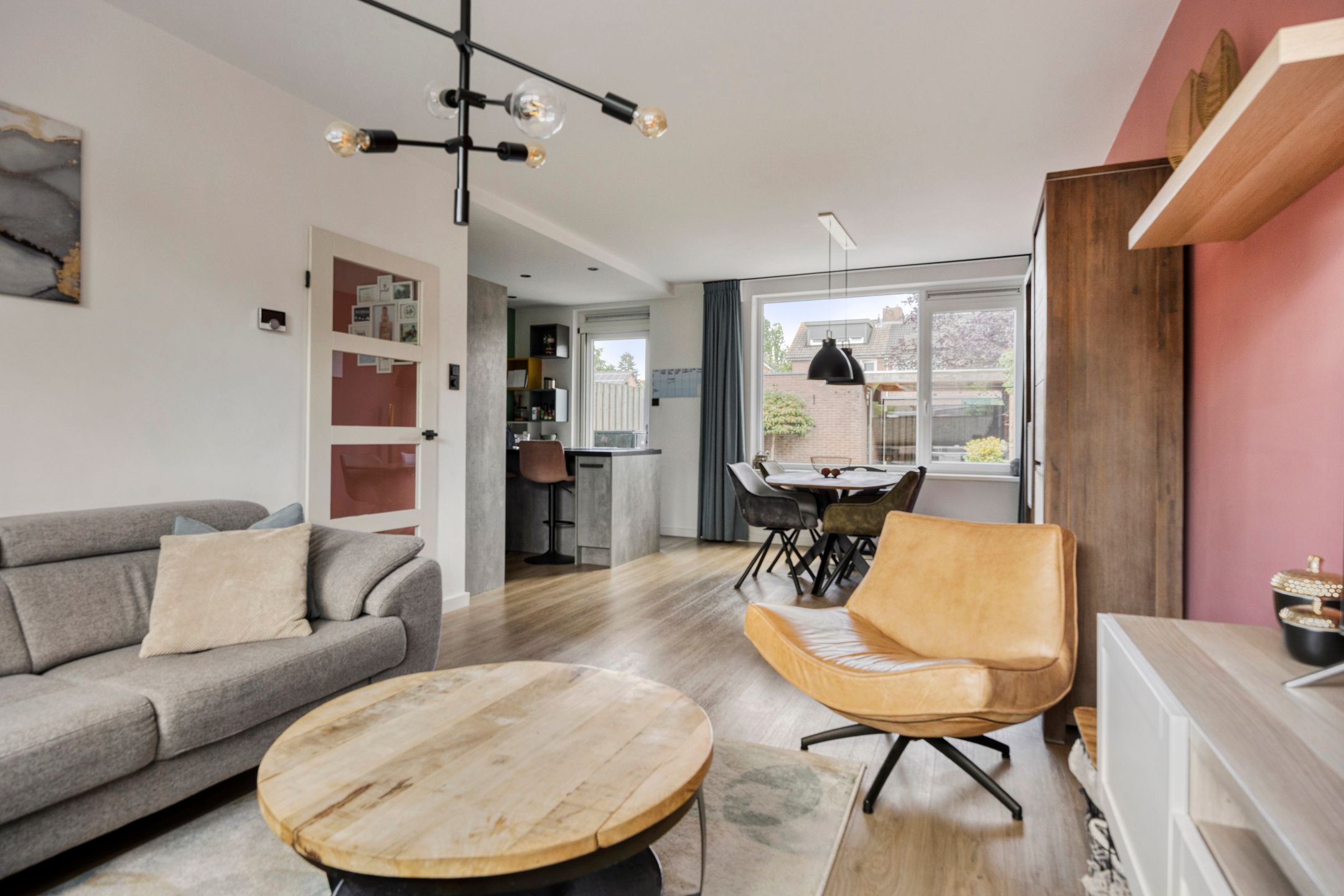 Foto 9 van Tubahof 11