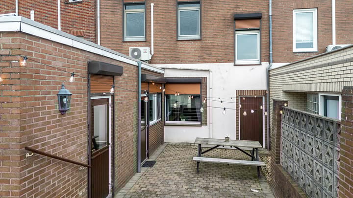 Foto 31 van Akerstraat 147