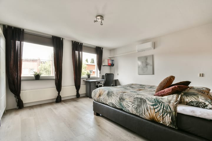 Photo 15 of Klutendreef 34