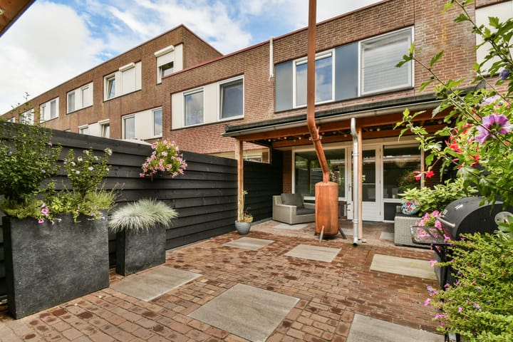 Photo 23 of Klutendreef 34