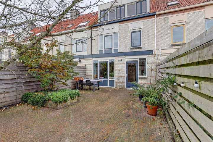 Foto 33 van Bacchus 46