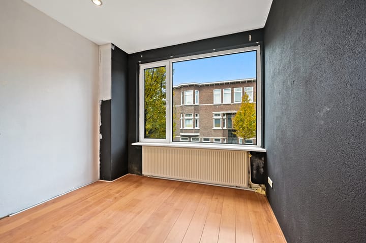 Photo 9 of Stuyvesantstraat 125