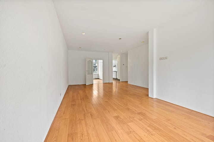 Photo 11 of Stuyvesantstraat 125