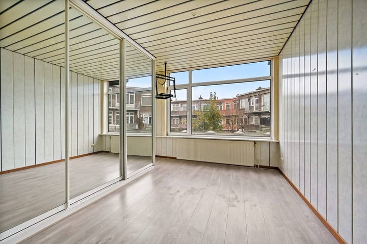 Photo 15 of Stuyvesantstraat 125