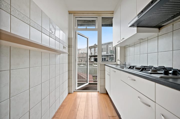 Photo 19 of Stuyvesantstraat 125