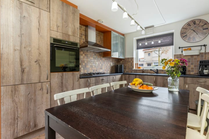 Foto 14 van Robert de Vriesstraat 16