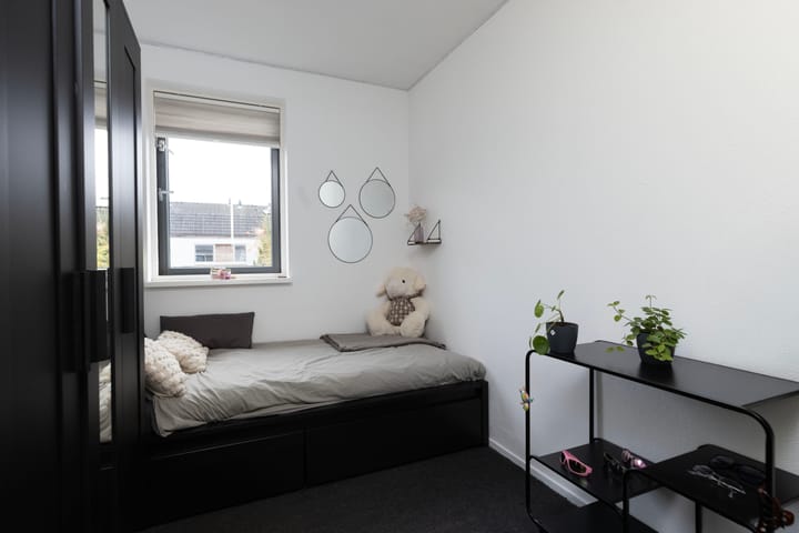 Foto 23 van Robert de Vriesstraat 16