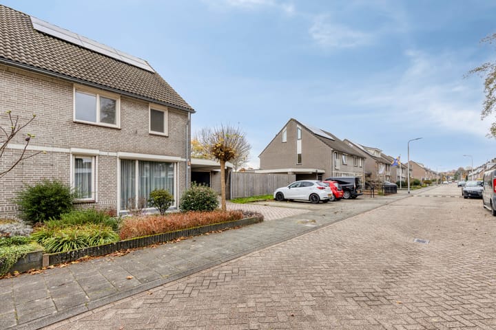 Photo 2 of Hulsbergstraat 18