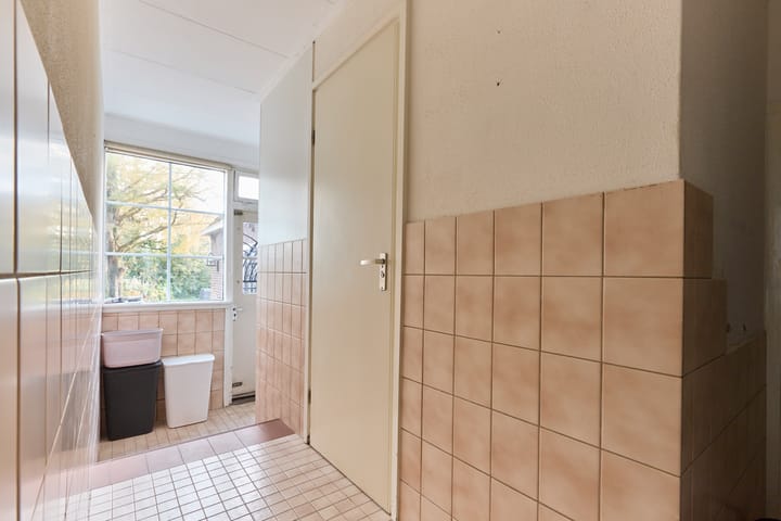 Photo 14 of Helderseweg 50