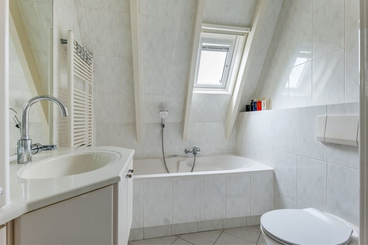 Foto 20 van Menkemaheerd 1