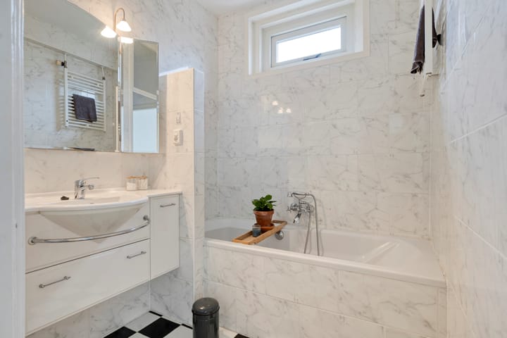 Foto 19 van Frans van Mierisstraat 22-A