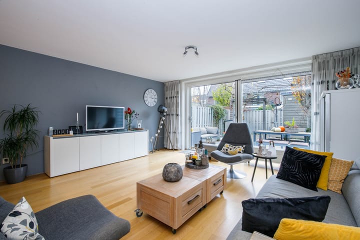 Vilmos Huszárstraat 23