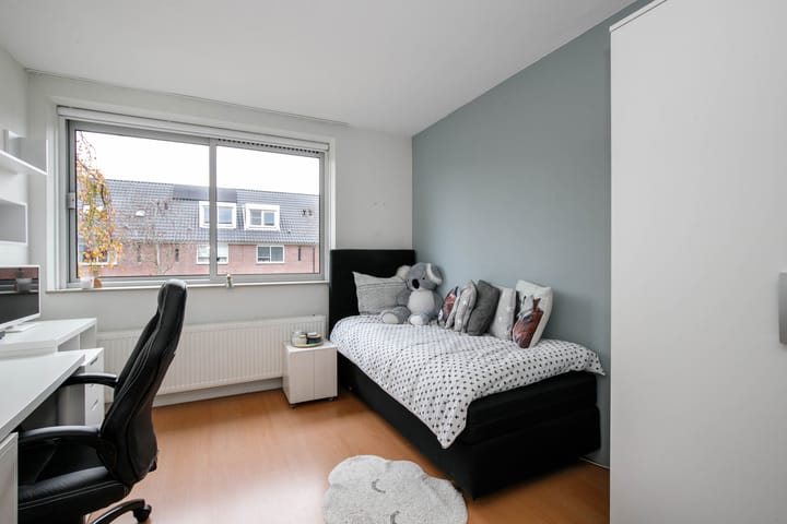 Photo 21 of Vilmos Huszárstraat 23