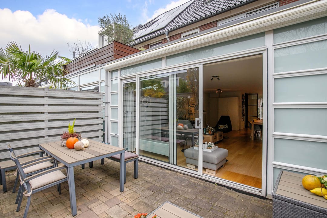 Foto 32 van Vilmos Huszárstraat 23