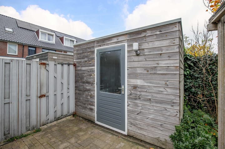 Photo 34 of Vilmos Huszárstraat 23