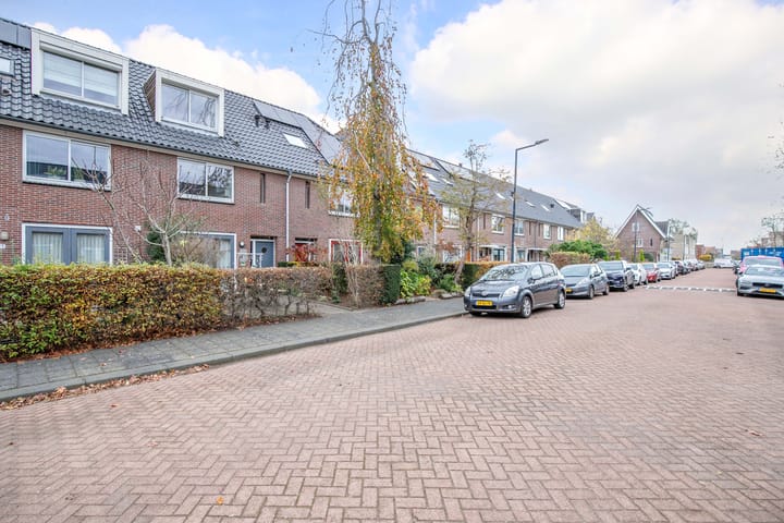 Photo 40 of Vilmos Huszárstraat 23