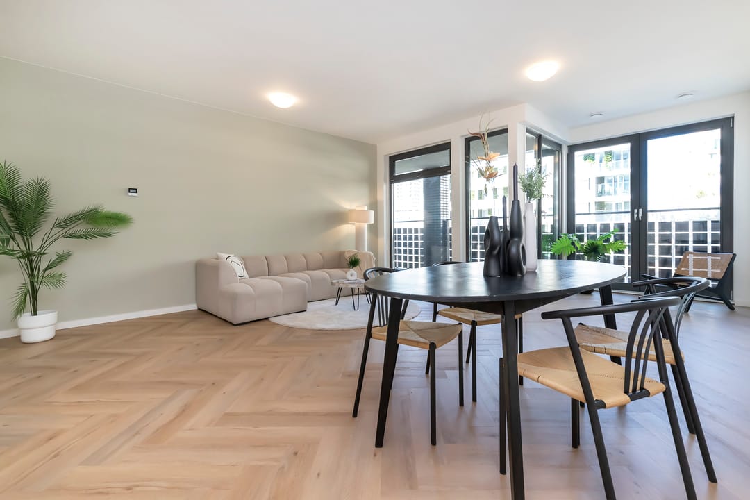 Foto 1 van Lutonhof 353