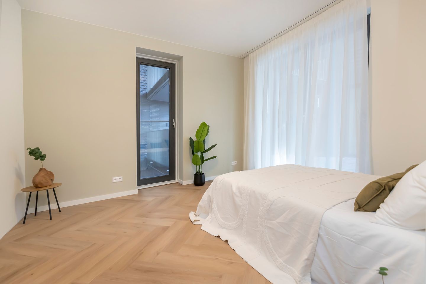 Foto 10 van Lutonhof 353