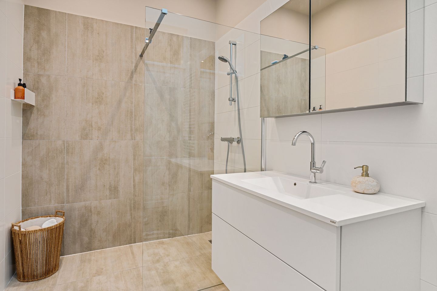 Foto 19 van Zuyderloostraat 20