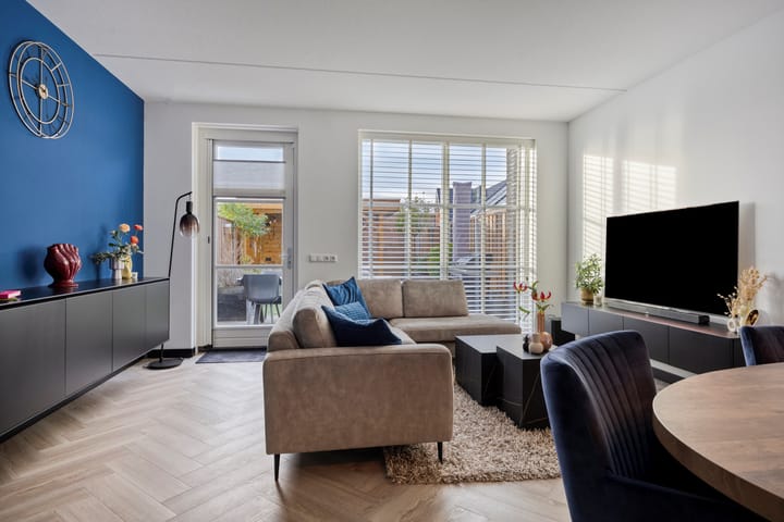 Photo 4 of Kroonsappel 8