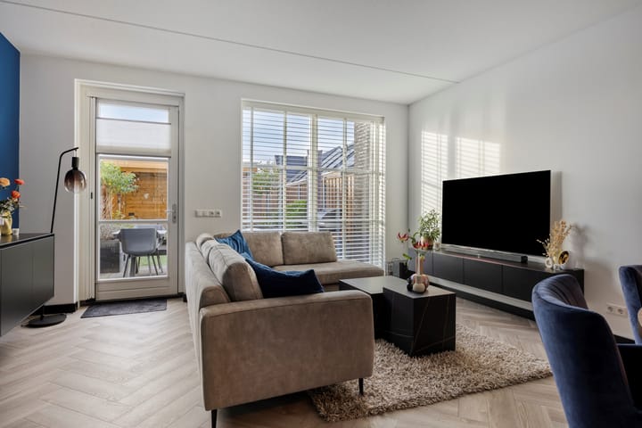 Photo 5 of Kroonsappel 8