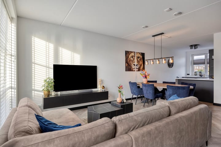 Photo 6 of Kroonsappel 8