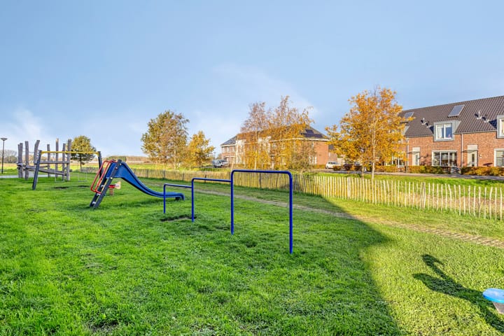 Photo 38 of Kroonsappel 8