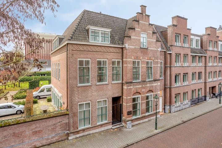 Papenhulst 51, Den Bosch