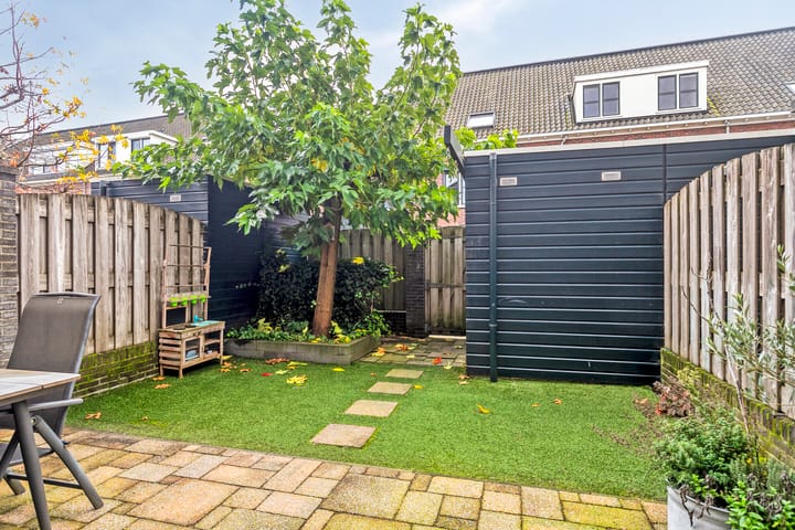 Foto 4 van Gelderse Roos 8