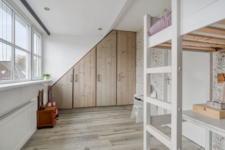 Photo 25 of Gelderse Roos 8