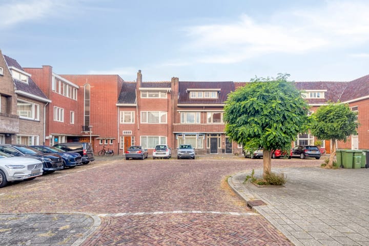 Photo 24 of Faurestraat 22