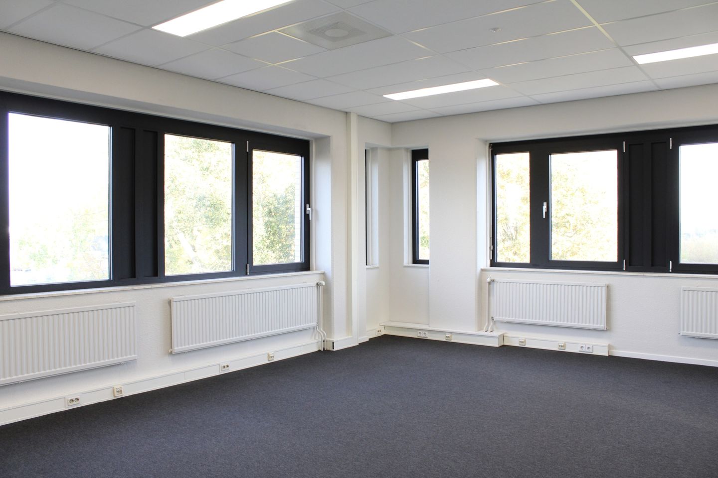 Bekijk foto 1 van Keulenstraat 1