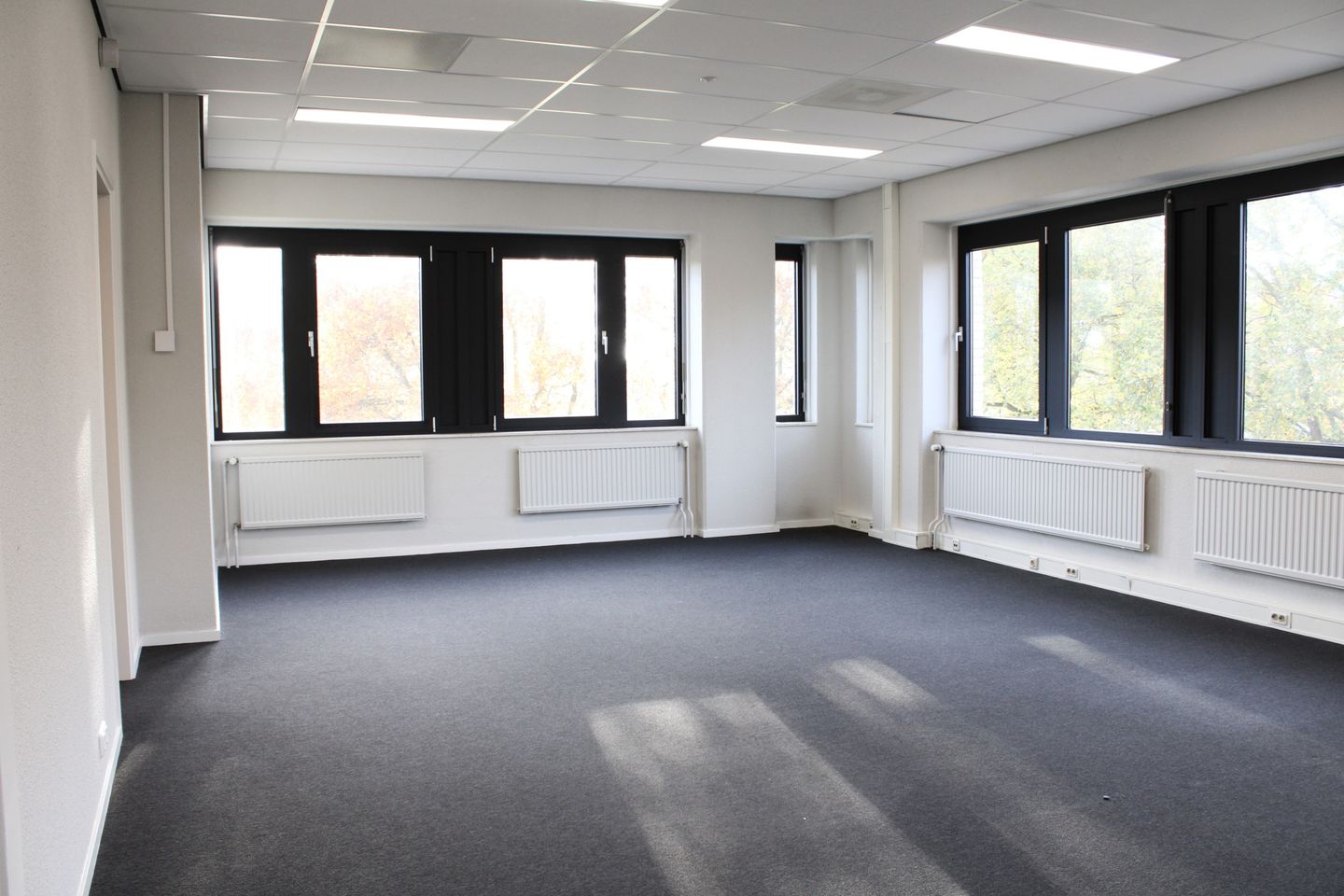 View photo 1 of Keulenstraat 1