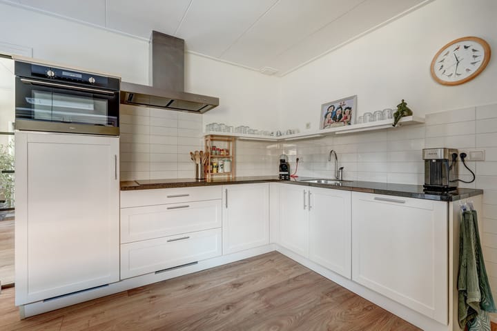 Foto 8 van Dr Verhagenstraat 13