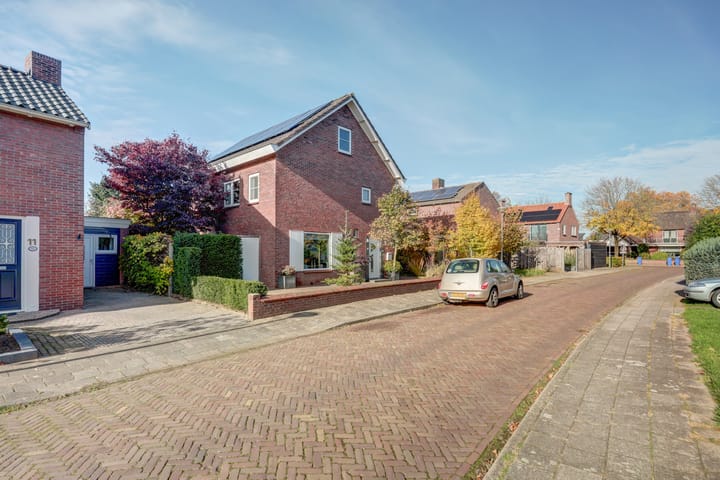 Foto 53 van Dr Verhagenstraat 13