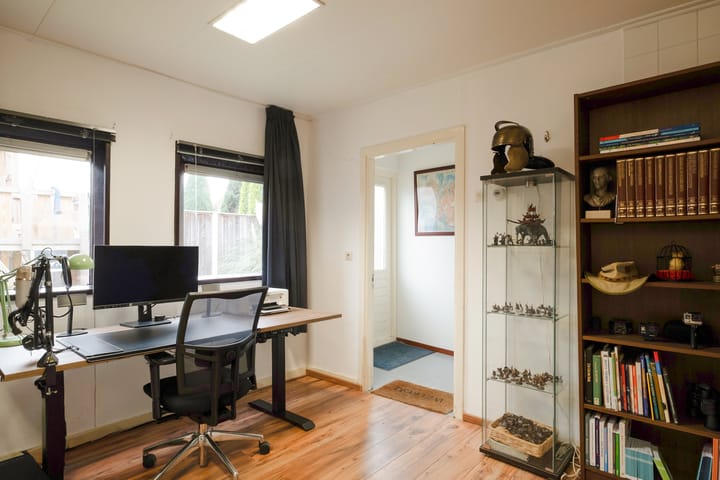 Photo 37 of Scholtinkstraat 183