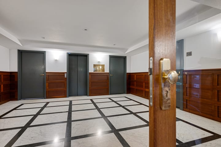 Photo 4 of Lageweg 54