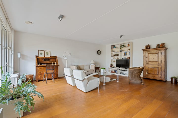 Photo 10 of Lageweg 54