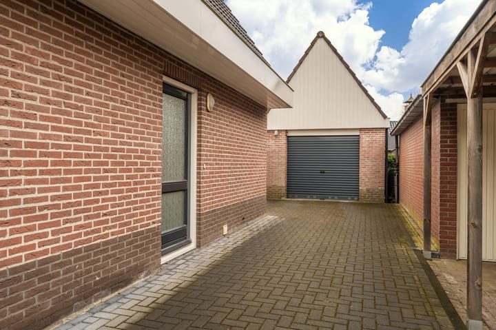 Photo 5 of Wiltingelaan 12