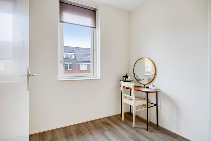 Foto 19 van Esdoornlaan 3