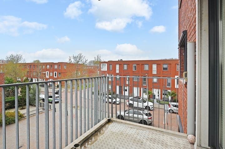 Photo 4 of Kloosterveenstraat 53