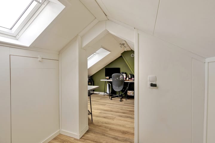 Foto 20 van Meidoornstraat 12