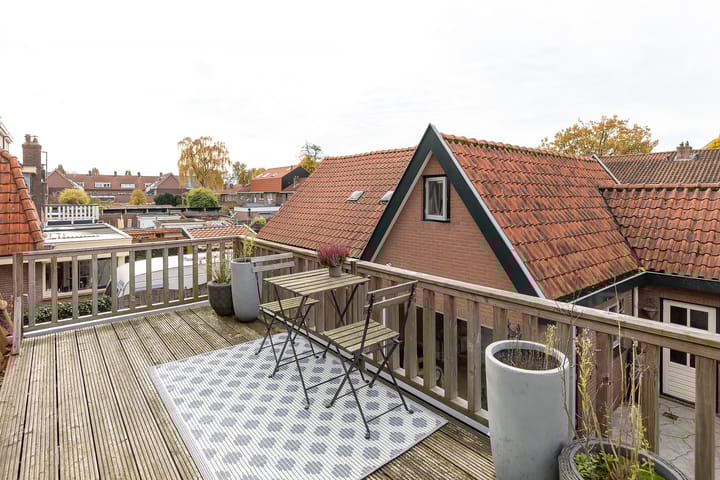 Foto 16 van Oosterstraat 84