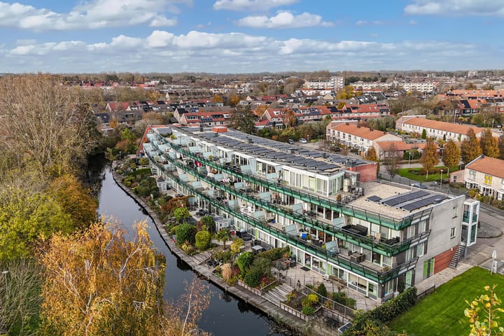 Photo 2 of Korhoenstraat 76